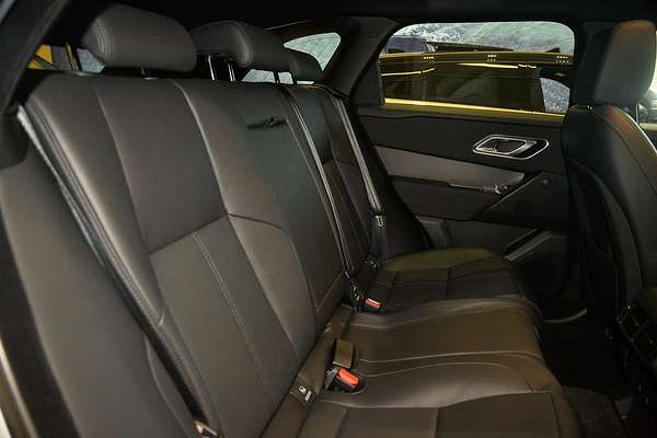 2024 Land Rover Range Rover Velar P250 Dynamic SE L560