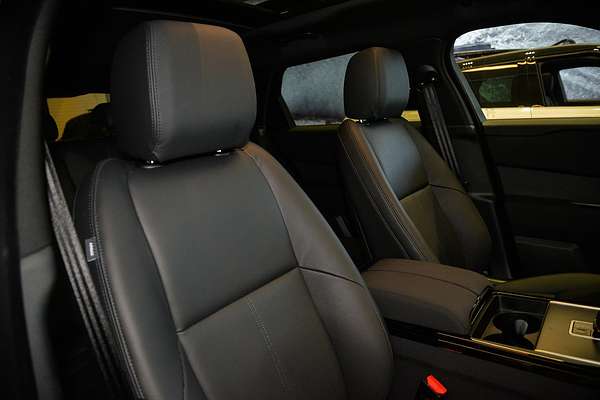 2024 Land Rover Range Rover Velar P250 Dynamic SE L560