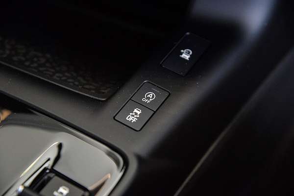 2024 Jaguar E-PACE P250 R-Dynamic SE X540
