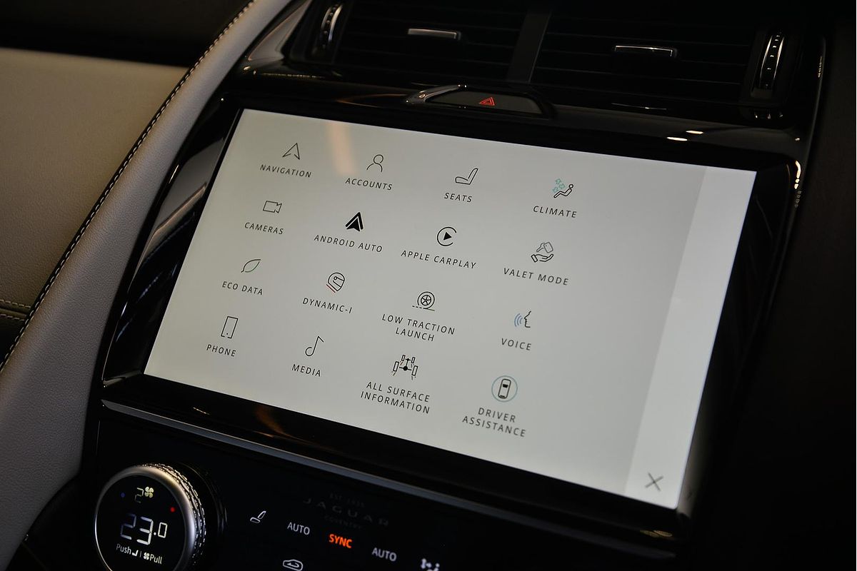 2024 Jaguar E-PACE P250 R-Dynamic SE X540