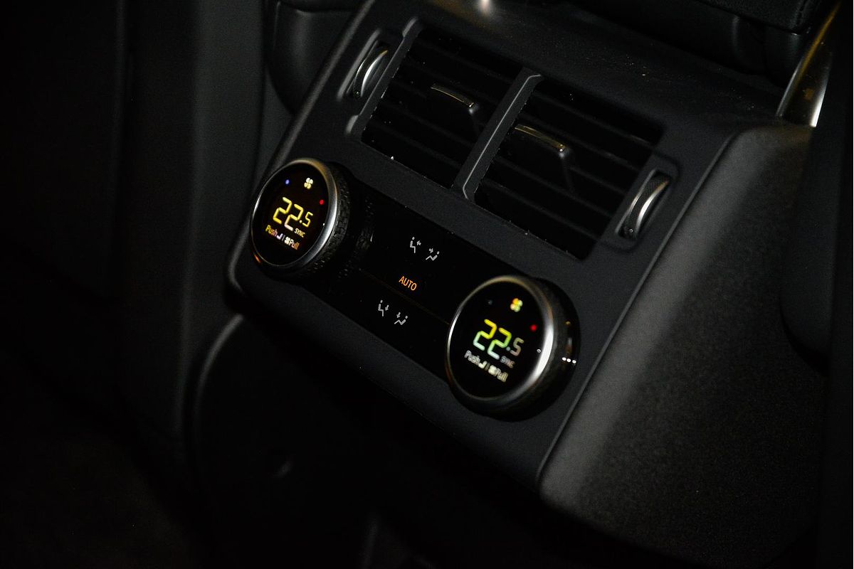 2024 Land Rover Discovery D350 Dynamic HSE Series 5