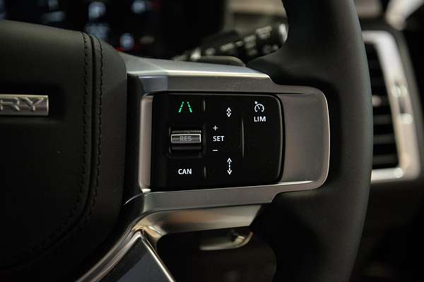 2024 Land Rover Discovery D350 Dynamic HSE Series 5