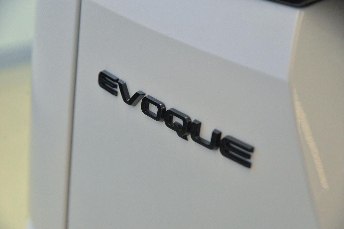 2024 Land Rover Range Rover Evoque P300e Autobiography L551