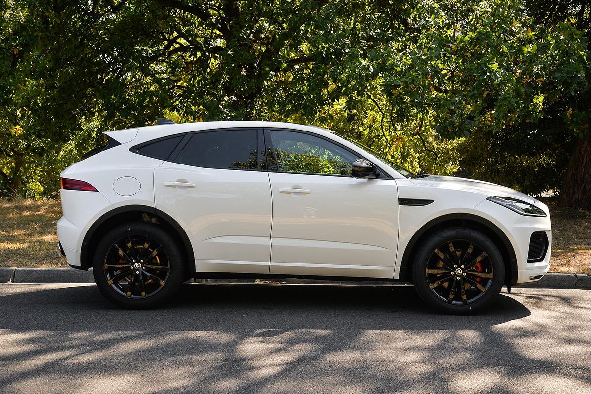 2024 Jaguar E-PACE P250 R-Dynamic HSE X540