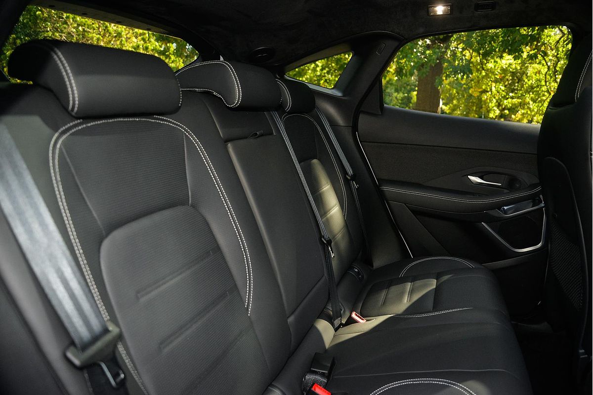 2024 Jaguar E-PACE P250 R-Dynamic HSE X540