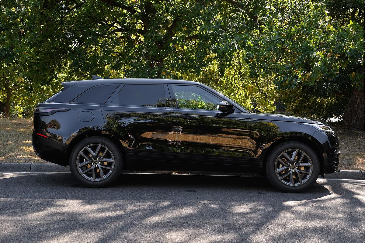2024 Land Rover Range Rover Velar P250 Dynamic SE L560