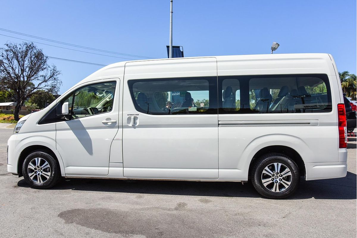 2022 Toyota Hiace Commuter GL GDH322R