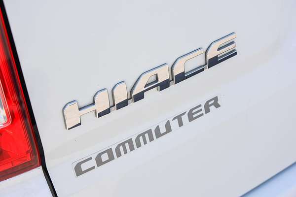 2022 Toyota Hiace Commuter GL GDH322R