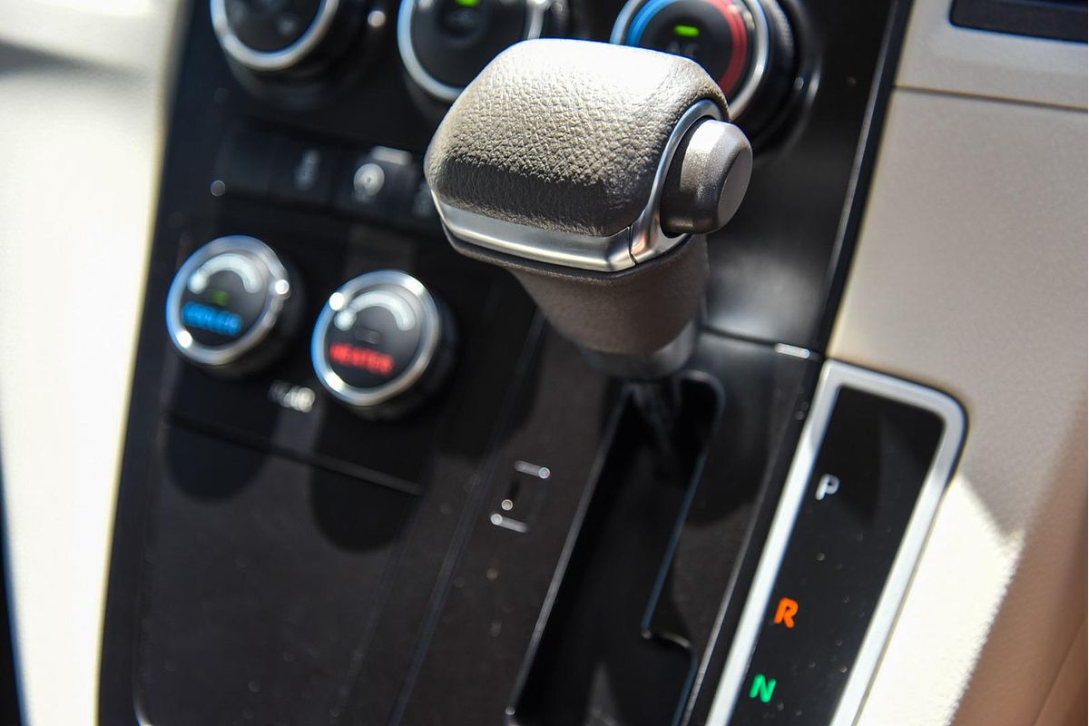 2022 Toyota Hiace Commuter GL GDH322R
