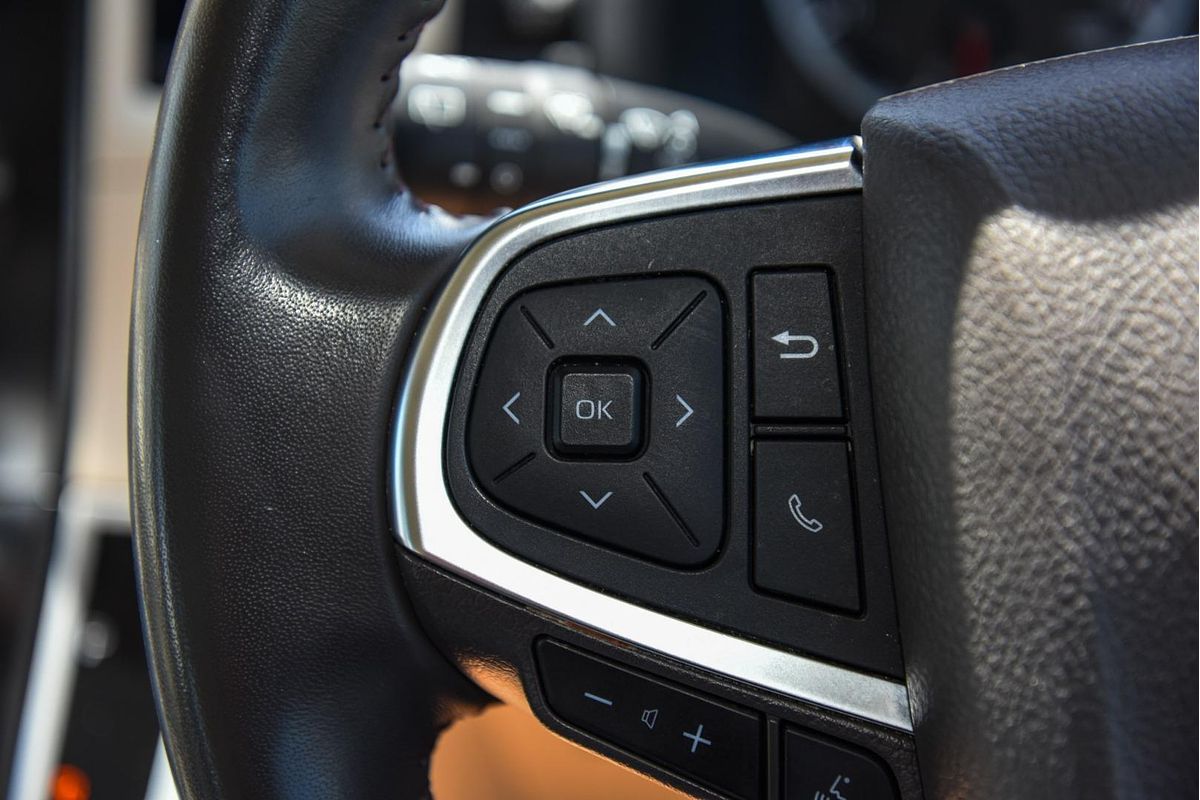 2022 Toyota Hiace Commuter GL GDH322R
