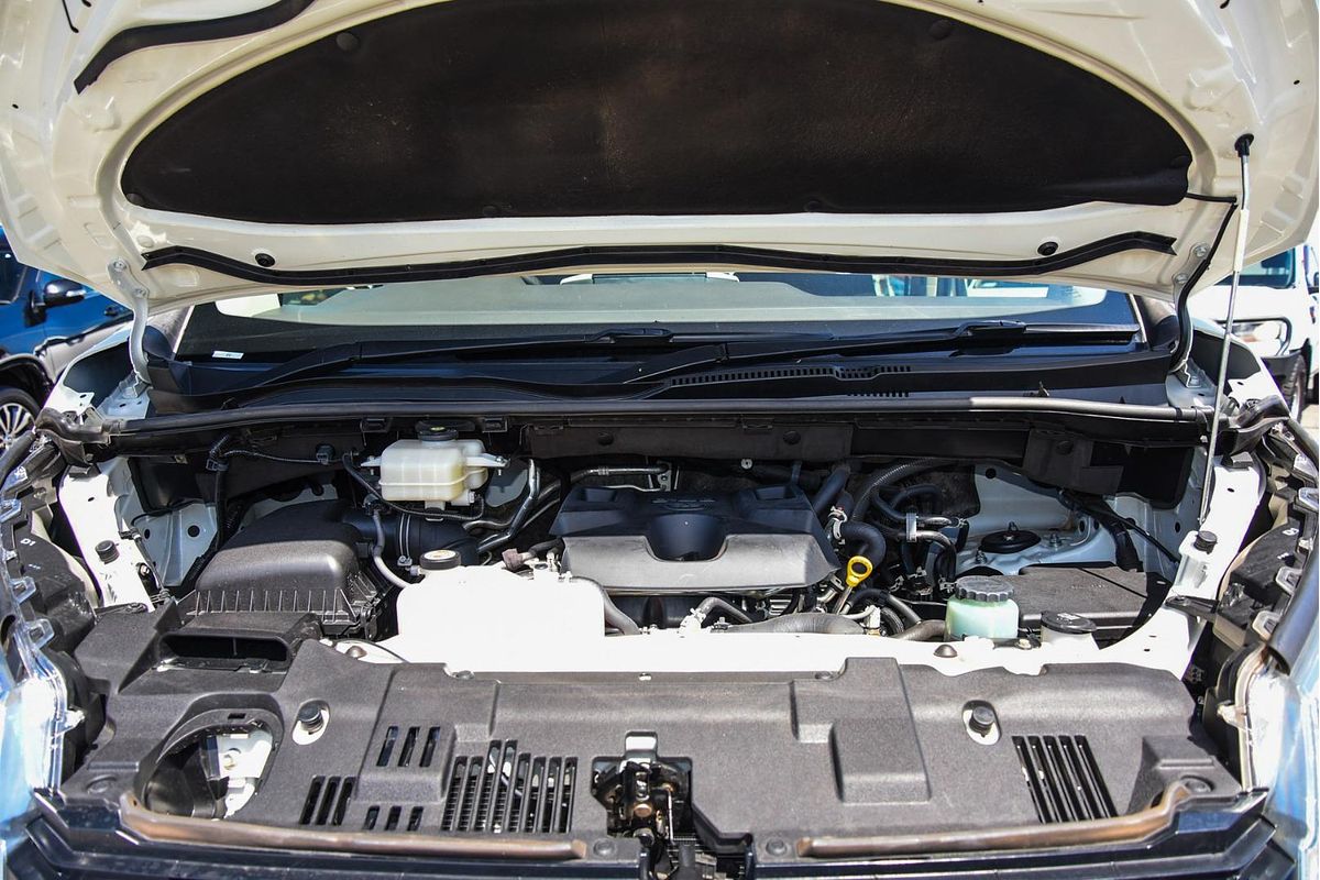 2022 Toyota Hiace Commuter GL GDH322R