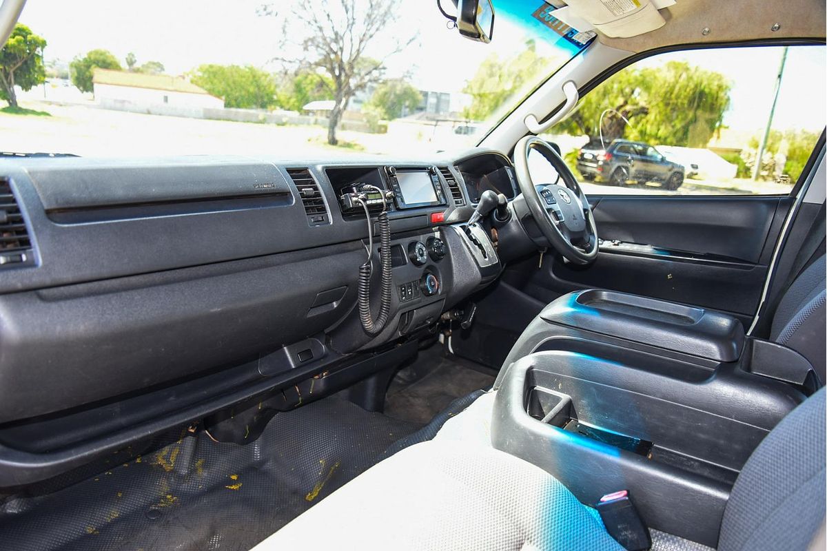 2018 Toyota Hiace Commuter KDH223R