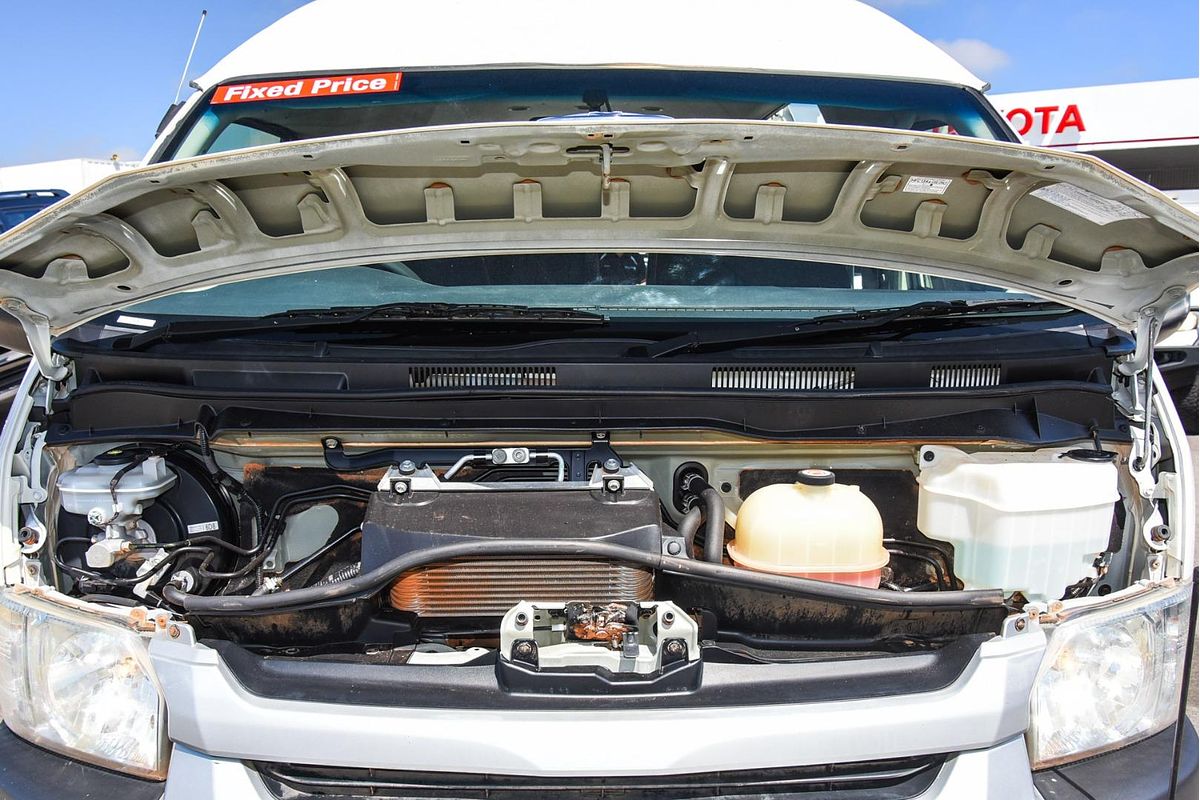 2018 Toyota Hiace Commuter KDH223R