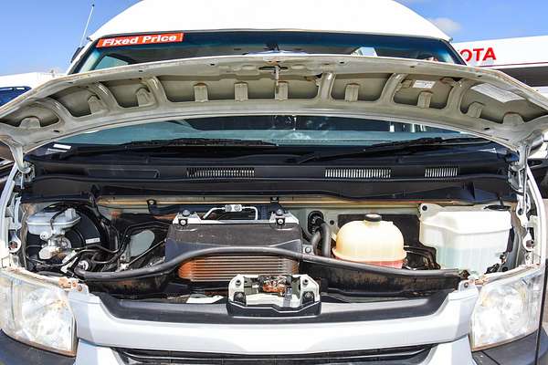 2018 Toyota Hiace Commuter KDH223R