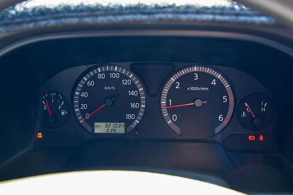 2003 Nissan Patrol ST GU III