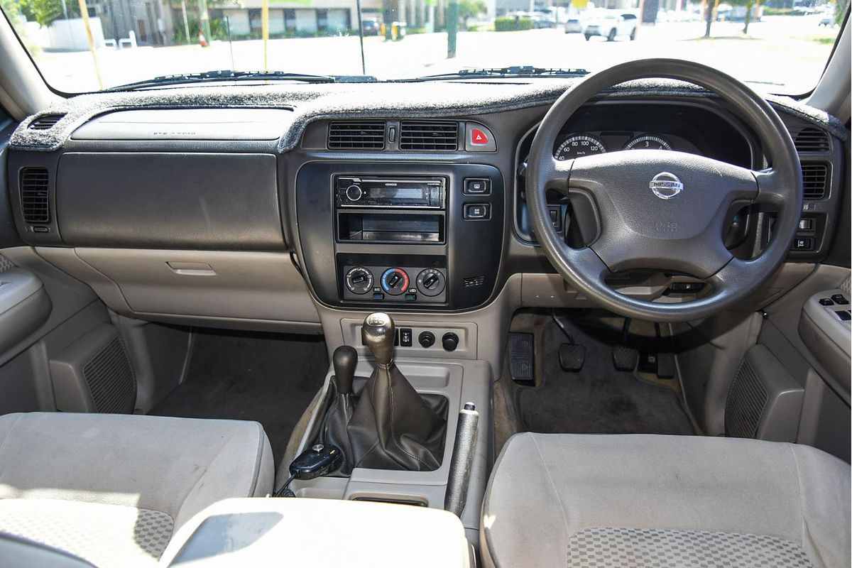2003 Nissan Patrol ST GU III