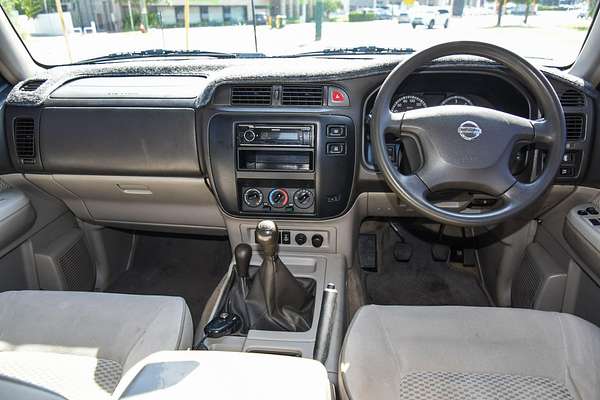 2003 Nissan Patrol ST GU III