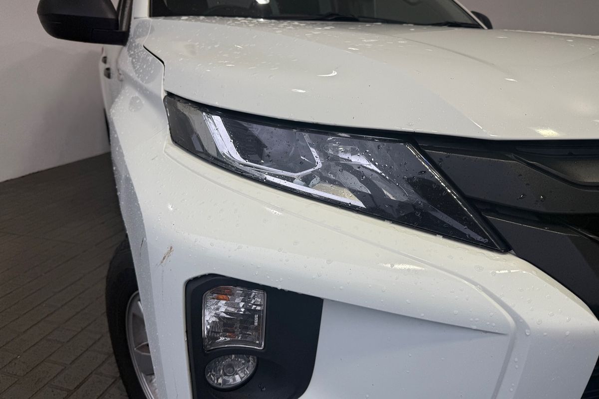 2021 Mitsubishi Triton GLX+ MR 4X4