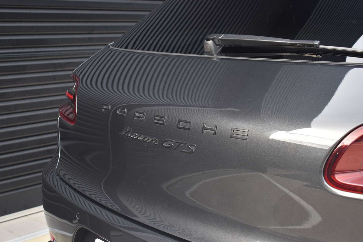 2017 Porsche Macan GTS 95B