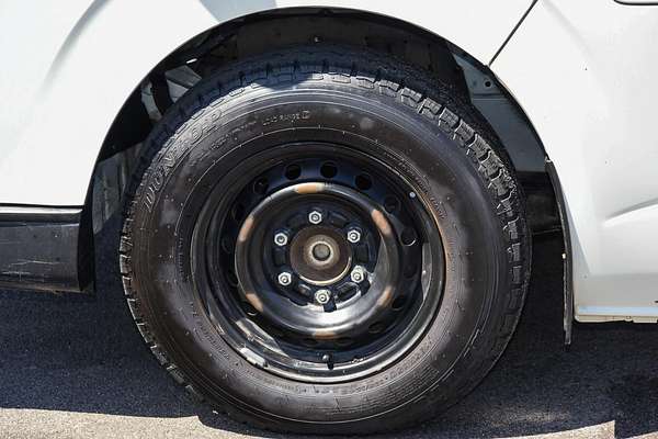 2019 Toyota Hiace Commuter TRH223R