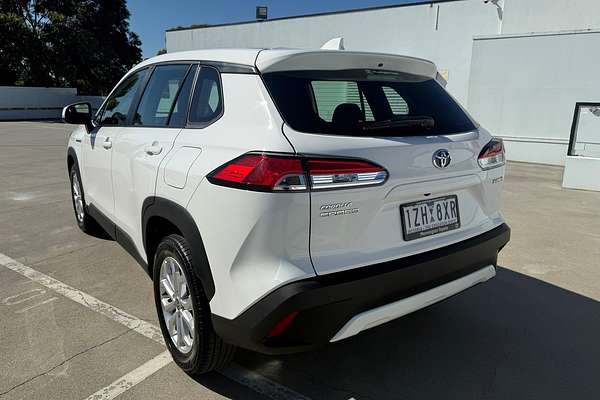 2024 Toyota Corolla Cross GX MXGH10R