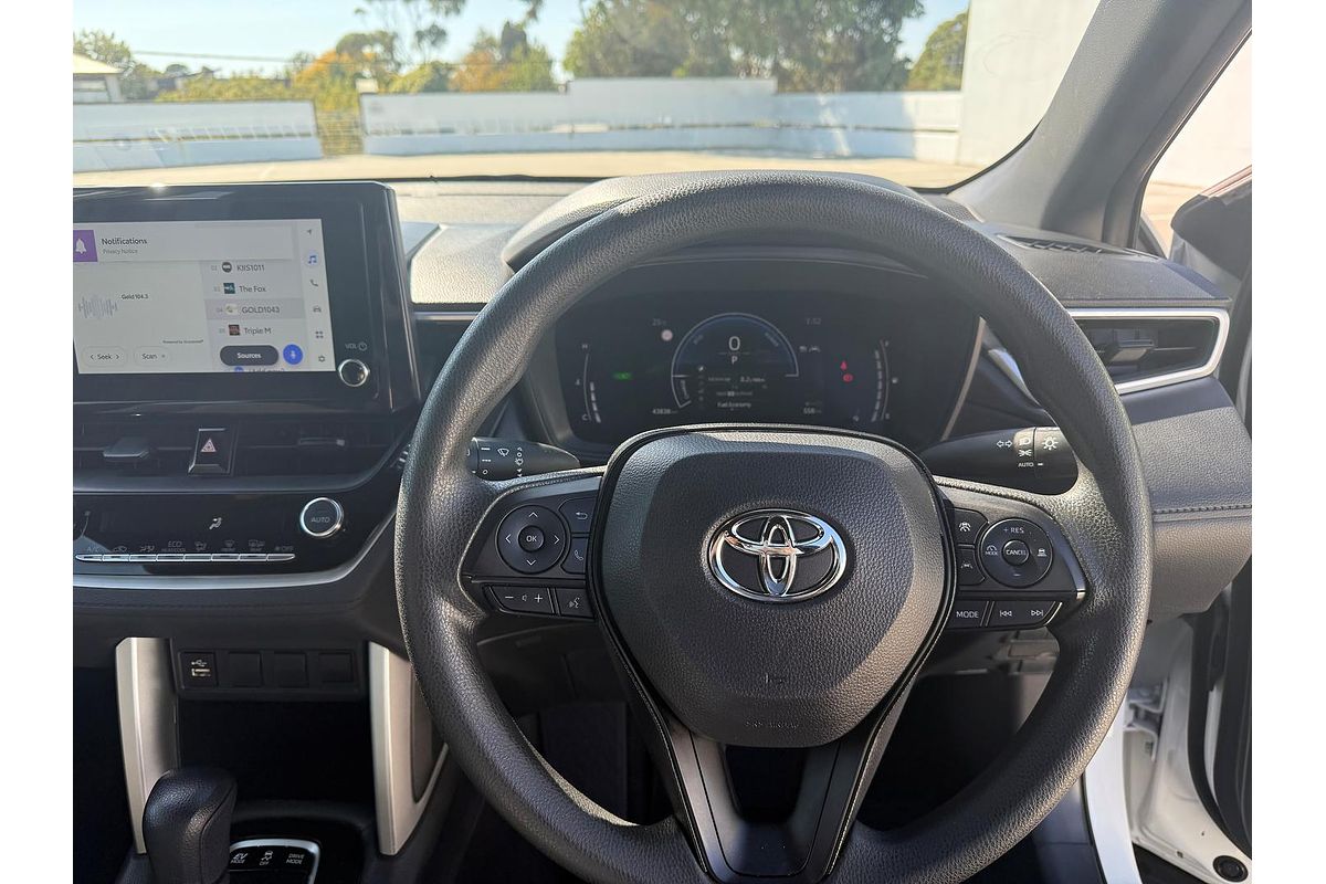 2024 Toyota Corolla Cross GX MXGH10R