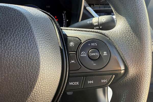 2024 Toyota Corolla Cross GX MXGH10R