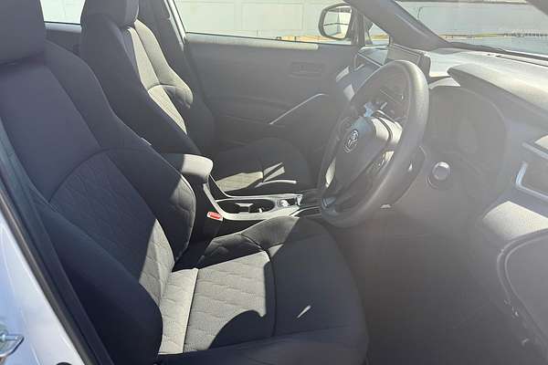 2024 Toyota Corolla Cross GX MXGH10R
