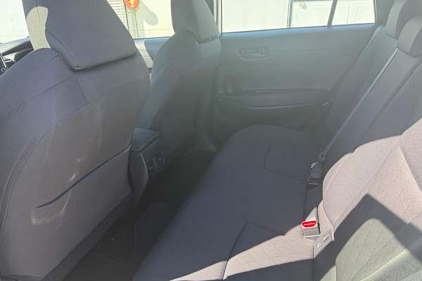 2024 Toyota Corolla Cross GX MXGH10R