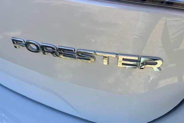 2024 Subaru Forester 2.5i-S S5