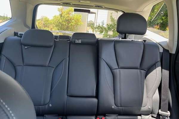 2024 Subaru Forester 2.5i-S S5