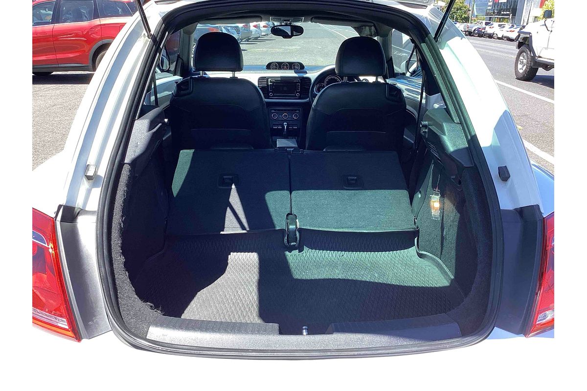 2012 Volkswagen Beetle Fender Edition 1L