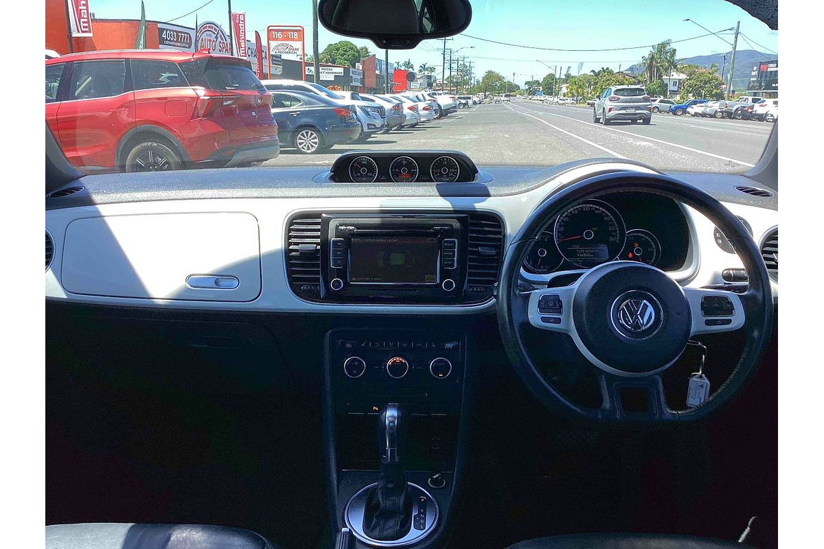 2012 Volkswagen Beetle Fender Edition 1L
