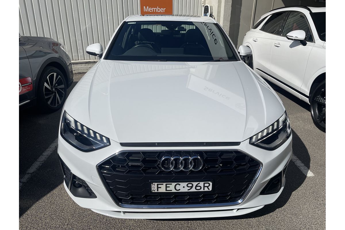 2021 Audi A4 45 TFSI S line B9