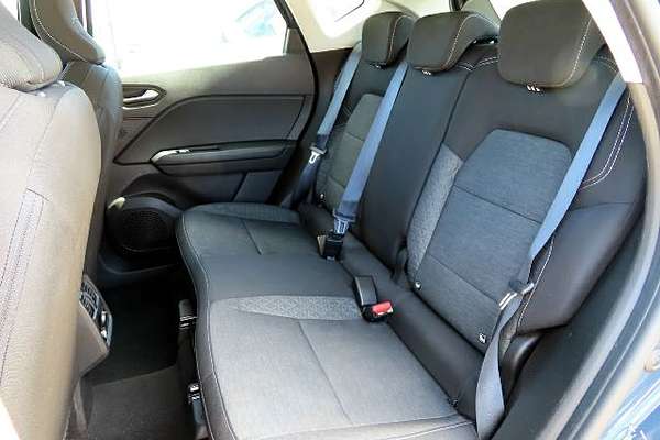 2022 Renault Captur Zen XJB