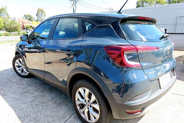 2022 Renault Captur Zen XJB
