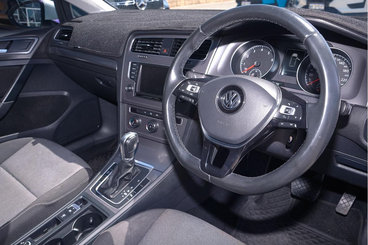2016 Volkswagen Golf 92TSI Trendline 7