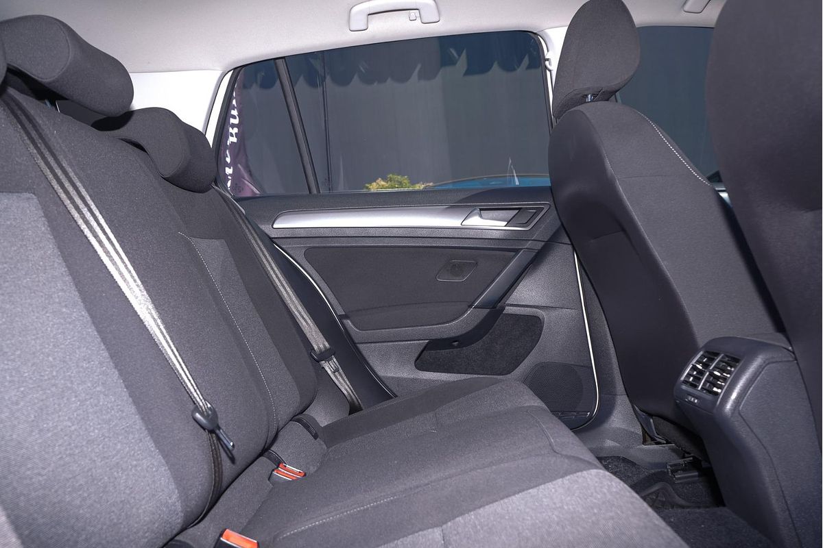 2016 Volkswagen Golf 92TSI Trendline 7