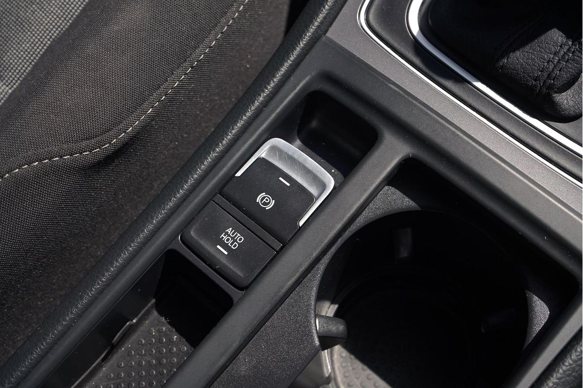 2016 Volkswagen Golf 92TSI Trendline 7