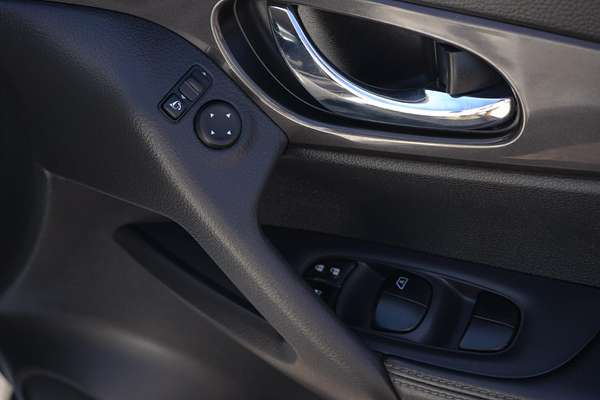 2020 Nissan X-TRAIL ST T32