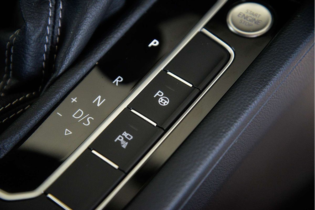 2022 Volkswagen Arteon 206TSI R-Line 3H