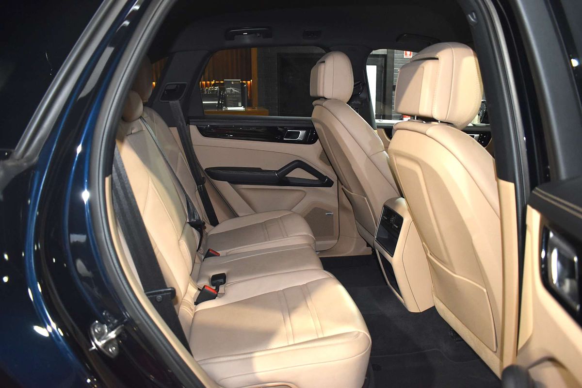 2021 Porsche Cayenne E-Hybrid 9YA