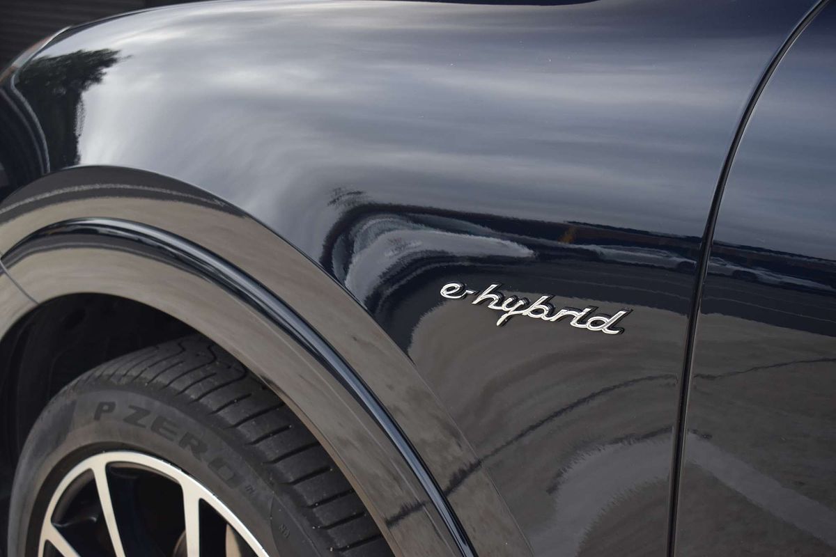 2021 Porsche Cayenne E-Hybrid 9YA