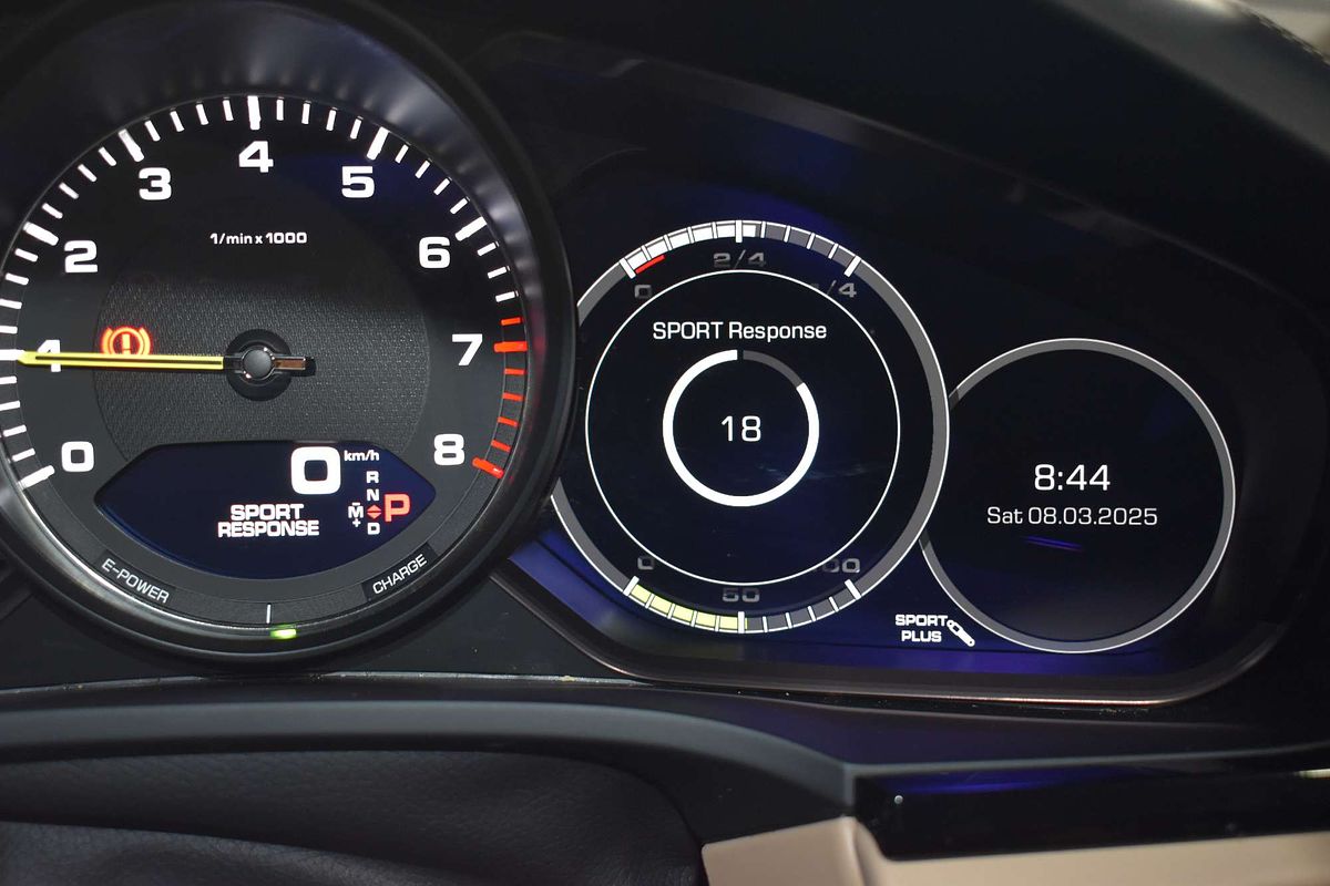2021 Porsche Cayenne E-Hybrid 9YA