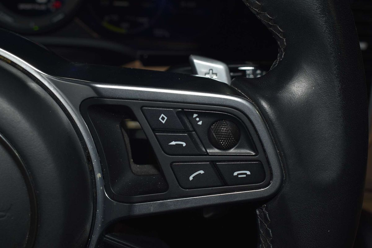 2021 Porsche Cayenne E-Hybrid 9YA