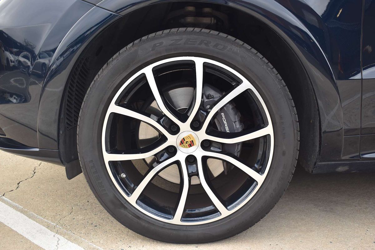 2021 Porsche Cayenne E-Hybrid 9YA