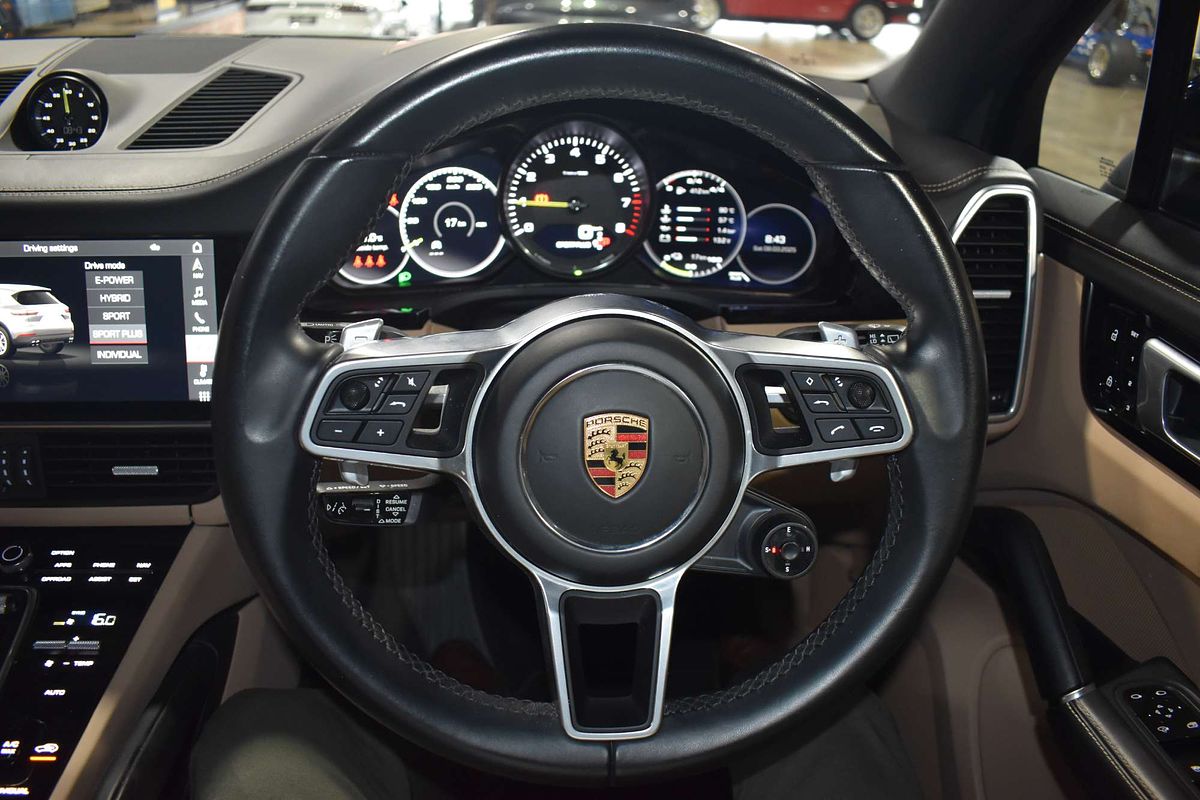 2021 Porsche Cayenne E-Hybrid 9YA