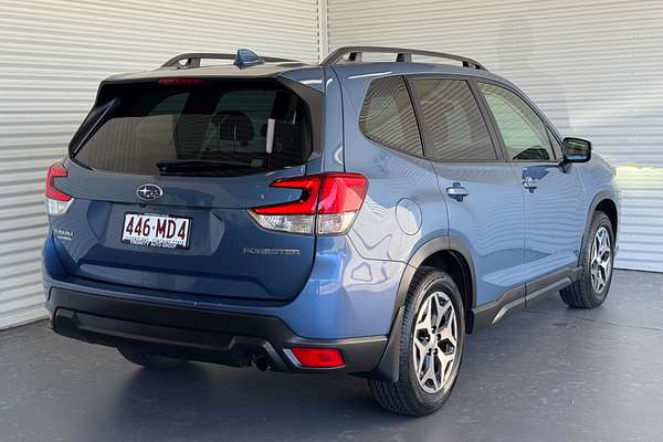 2023 Subaru Forester 2.5i S5