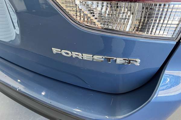 2023 Subaru Forester 2.5i S5