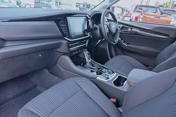 2025 Isuzu MU-X